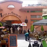 Riviera Center كان