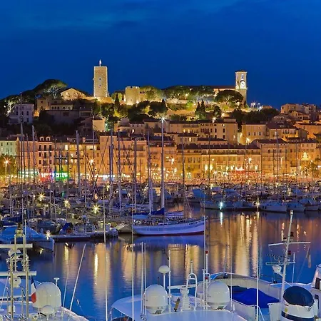 Riviera Center Apartamento