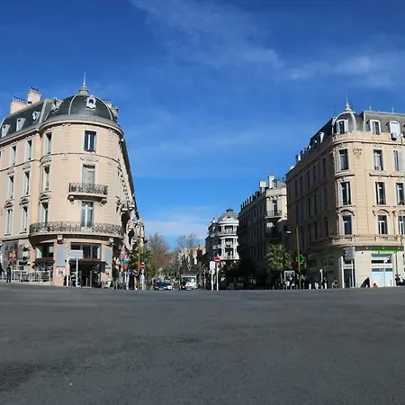 Riviera Center Cannes