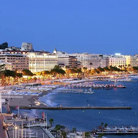 Riviera Center Cannes