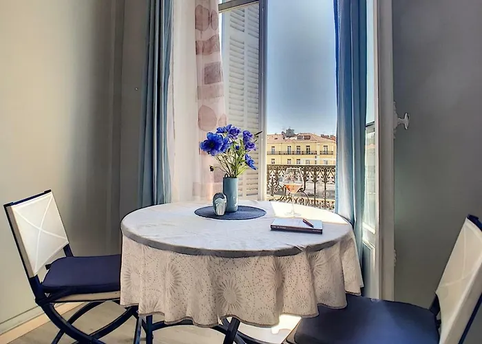 Riviera Center Apartment *