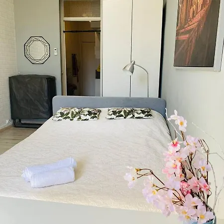 Riviera Center Cannes